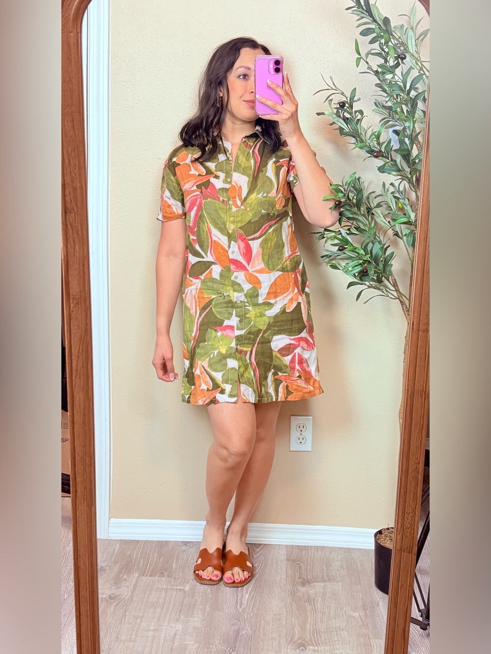 Tahari \ Women’s Short Sleeve Tropical Print Dress in Green and Pink